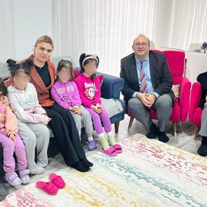 Sevgiyle Büyüyen Her Çocuk, Umutla Şekillenen Bir Gelecek Demektir  - fotoğraf 1