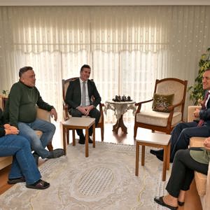 Valimiz Dr. Ahmet Hamdi Usta ve İl Müdürümüz Arif Laçin’den Şehit Aileleri ve Gazilerimize Ziyaret - fotoğraf 3