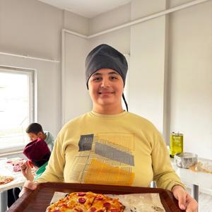 Afyonkarahisar Engelsiz Yaşam Bakım, Rehabilitasyon Merkezinde Pizza Yapım Etkinliği  - fotoğraf 5