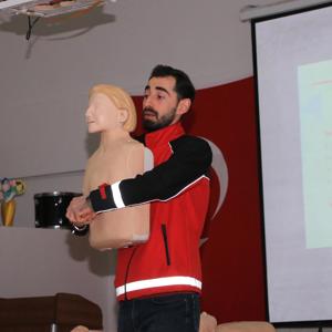 Türkiye Kızılay Elazığ Şubesi Koruma Altında Bulunan Çocuklarımıza Yönelik İlk Yardım Eğitimi Düzenlendi - fotoğraf 1