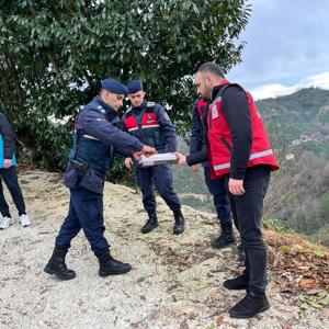 Aziz Şehidimiz Jandarma Er Oktay Türüt Anıldı - fotoğraf 1