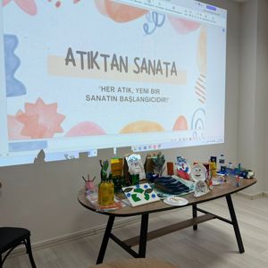Atıktan Sanata Etkinliği - fotoğraf 2