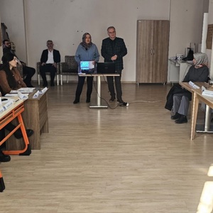 Kayapınar Sosyal Hizmet Merkezi Eğitim Birimimiz tarafından yürütülen Modüler Aile Eğitim Programı kapsamında, 8. Modülün 9. ve son kapalı grup oturumunu başarıyla tamamladık. - fotoğraf 2