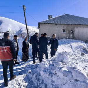 Yangında Evi Zarar Gören Akdoğan Ailesine Sosyal Hizmet Desteği - fotoğraf 2