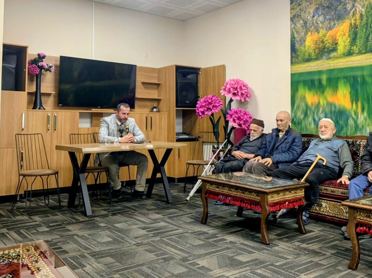 Berat Gecesi Münasebetiyle Huzurevi Sakinlerimizle Manevi Program Düzenlendi.