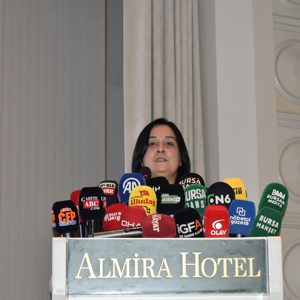 Bursa Belediyeler Birliği ev sahipliğinde “Bursa İRAP 2027–2032 Afet Risk Azaltma Çalıştayı” gerçekleştirildi. - fotoğraf 7