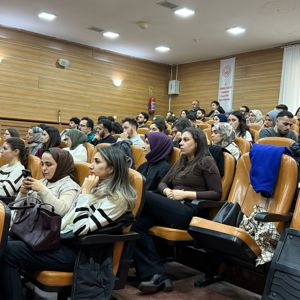 Klinik Psikolog Şeniz PAMUK tarafından “Ebeveyn Kaybı Yaşamış Çocuklarla Çalışma” konulu eğitim gerçekleştirilmiştir. - fotoğraf 1