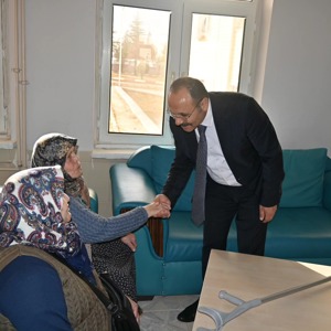 İl Müdürümüzden Kıymetli Büyüklerimize Ziyaret - fotoğraf 3
