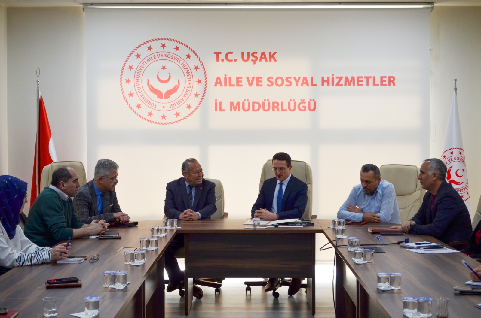 Emekli Personelimiz Cahit Biçer'e Teşekkür Belgesi