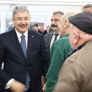 Sayın Valimiz Dr. Erdinç Yılmaz, Safiye Gönül Bayar Huzurevi Sakinleriyle Bir Araya Geldi - fotoğraf 6