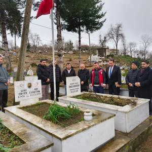 Şehidimiz J. Onb. Enver ERDOĞAN Kabri Başında Rahmet ve Minnetle Anıldı. - fotoğraf 1