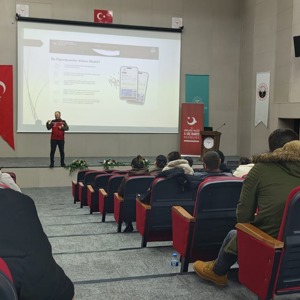 İl Müdürlüğümüz Eğitim Birimi tarafından Kırklareli İl Göç İdaresi Personeline İlk Öğretmenim Ailem Uygulamasının tanıtımı ve kullanımına yönelik eğitim gerçekleştirildi. - fotoğraf 2