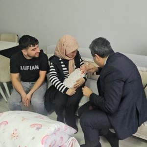 Samsun’da Aile ve Gençlik Fonu ile Desteklenen Ailelerden  İlk Bebek Dünyaya Geldi - fotoğraf 7