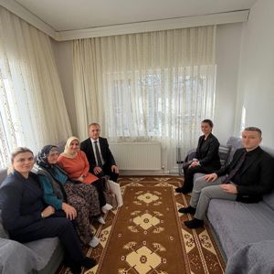 Bu Anlamlı Ziyaret Vesilesiyle Şehidimiz Bayram Yeşil Rahmetle Anıldı. - fotoğraf 2