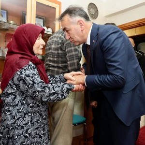 Valimiz Sayın Oktay Çağatay İlk Ziyaretini Aziz Şehidimiz Nuri Özcanın Kıymetli Ailesine Gerçekleştirdi - fotoğraf 6
