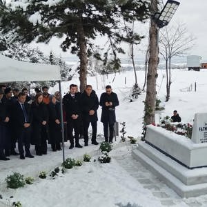 Aziz Şehidimiz Polis Memuru Fatma Akın Akıllı Dualarla Yâd Edildi - fotoğraf 2
