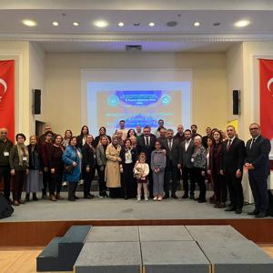 Şehit Yakını ve Gazilere Yönelik E-Ticaret Eğitimi İzmir’de Gerçekleştirildi - fotoğraf 1
