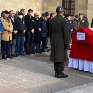 Kıbrıs Gazimiz İbrahim KAVUKCU Son Yolculuğuna Uğurlandı - fotoğraf 4