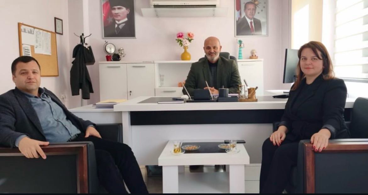 İl Müdürümüz Yakup KÜTÜK, Fethiye ilçesinde bulunan bağlı kuruluşları ziyaret ederek yürütülen çalışmalar hakkında bilgi aldı.