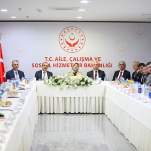 Bakan Selçuk’un Katılımıyla İlk Kez Şehit ve Gazi Çalıştayı Gerçekleşti - fotoğraf 2
