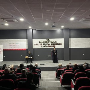 “Hacı Bektaş Veli ve Yunus Emre Türkülerle Müzikal Tiyatro” etkinliği gerçekleştirildi. - fotoğraf 5