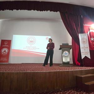 Otizm Eylem Planı Çerçevesinde Sağlık Personeline Yönelik Eğitim Programı Yapıldı - fotoğraf 2