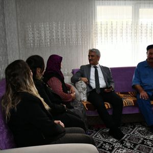 Kahraman Şehidimizin kıymetli ailesine ziyaret gerçekleştirildi. - fotoğraf 3