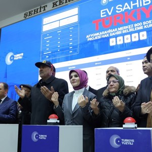 Aile ve Sosyal Hizmetler Bakanımız Göktaş, Afyonkarahisar'da TOKİ kura çekilişinde konuştu: - fotoğraf 4