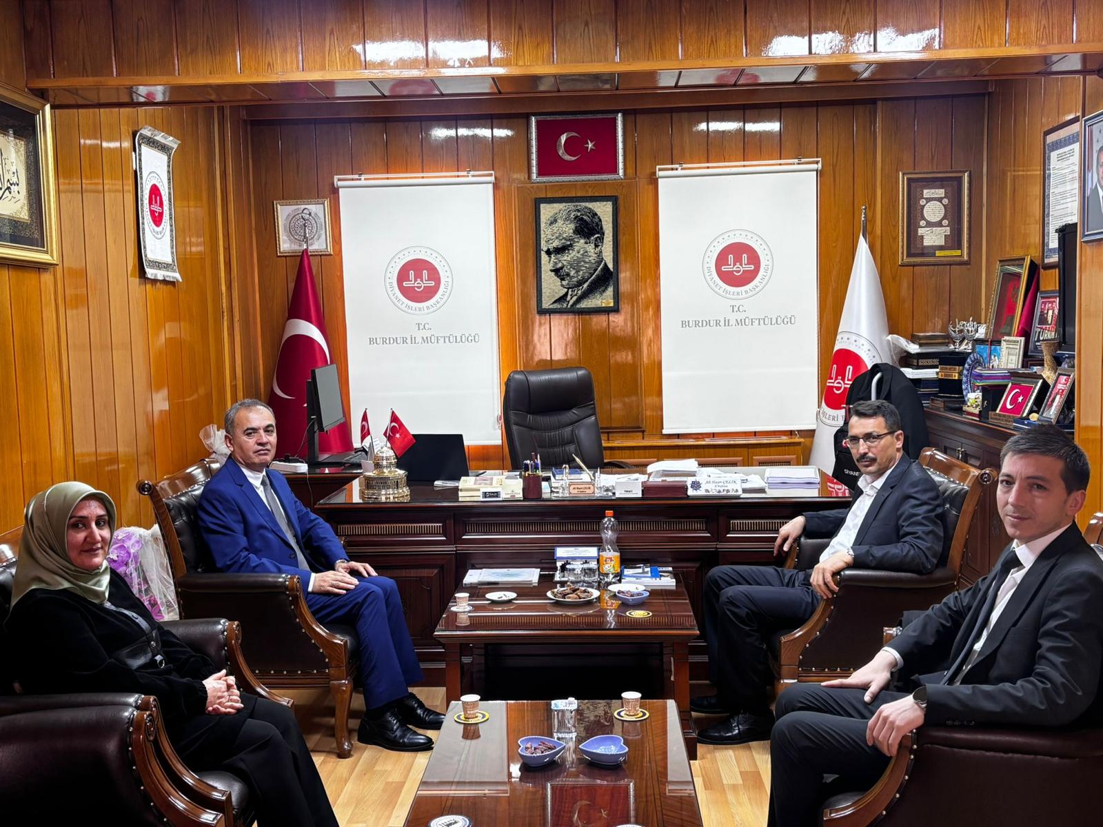  İl Müftüsü Sayın Ali Hayri Çelik’i Makamında Ziyaret Etti.