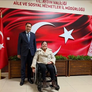 Geçmişte Muğla Aile ve Sosyal Hizmetler İl Müdürü İken Birlikte Mesai Yapma Onurunu Paylaştığımız Kıymetli Mesai Arkadaşımız Gülderen Alabaz, İl Müdürümüz Sayın İlkay Türkoğlu’nu Makamında Ziyareti - fotoğraf 1