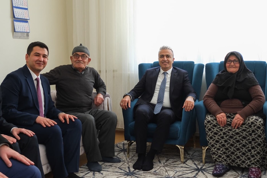 Valimiz Sayın Hayrettin Çiçek, Şehit Duran Dallıgül’ün Ailesini Ziyaret Etti