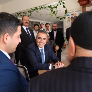Kıymetli Büyüklerimizi Sayın Valimiz Hayrettin ÇİÇEK Ziyaret Etti - fotoğraf 4