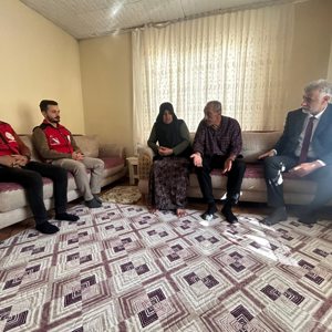 İl Müdürümüz Emre Çalğan’dan Şehit Ailesine Ziyaret - fotoğraf 3