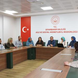 Koruyucu Ailelerimize Etkili İletişim Eğitimi gerçekleştirildi. - fotoğraf 2