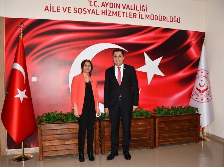 Efeler Sosyal Yardımlaşma ve Dayanışma Vakfı (SYDV) Efeler İlçe Müdür V. Sn. Fatma Şahin, İl Müdürümüz. İlkay Türkoğlu’nu makamında ziyareti