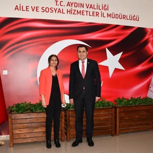 Efeler Sosyal Yardımlaşma ve Dayanışma Vakfı (SYDV) Efeler İlçe Müdür V. Sn. Fatma Şahin, İl Müdürümüz. İlkay Türkoğlu’nu makamında ziyareti - fotoğraf 1
