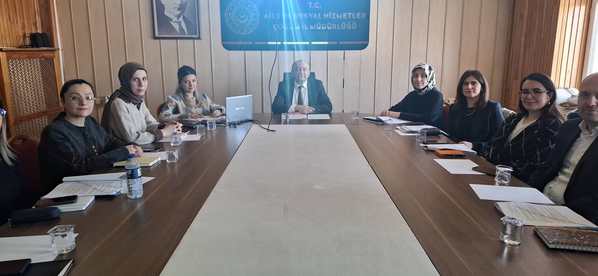 İlimizde 0–6 yaş grubu çocuklara yönelik sunulan hizmetlerin etkinliğinin artırılması ve çocukların üstün yararının korunması amacıyla İl Müdür Yardımcısı Sayın İsmail YILMAZ başkanlığında değerlendirme toplantısı gerçekleştirildi.
