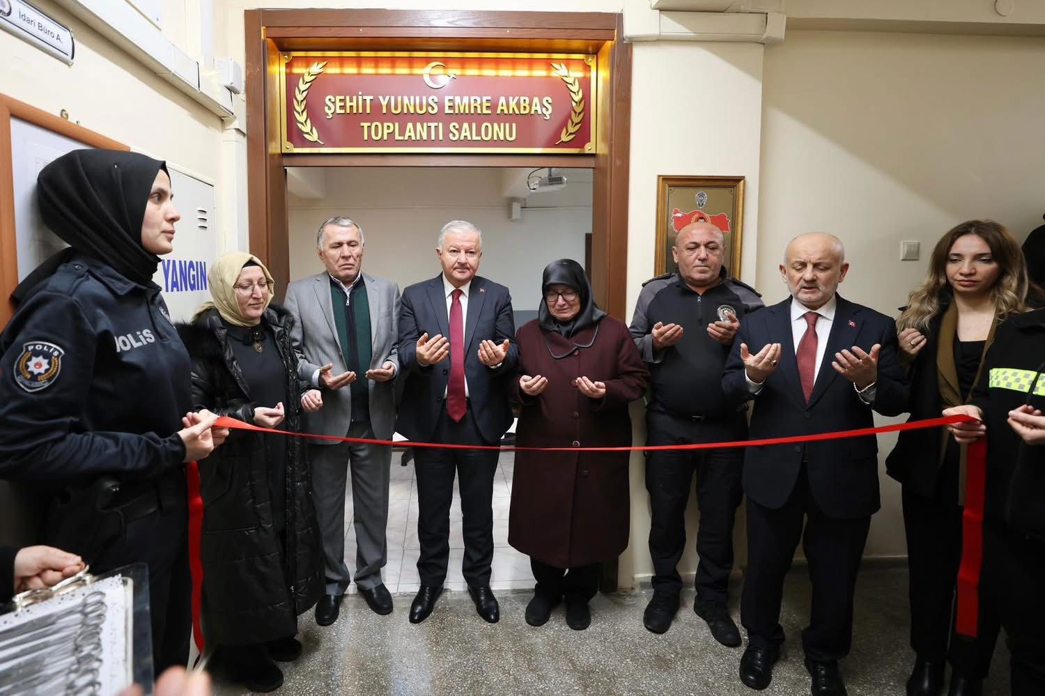 Aziz Şehitlerimizin Kıymetli Ailelerinin her zaman yanlarındayız. - fotoğraf 3