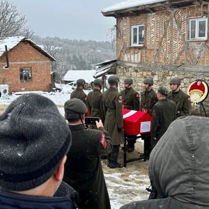 Gazimiz Ferdi Çatal, Askeri Törenle Ebediyete Uğurlandı - fotoğraf 2