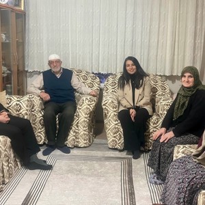 Aziz Şehidimiz Piyade Komando Yüksel Yılmaz’ın Kıymetli Ailesi Ziyaret Edildi - fotoğraf 1