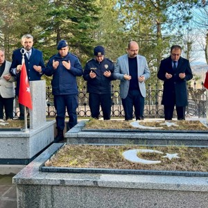 Aziz Şehidimiz Ufuk Deniz Şehadet Yıldönümünde Dualarla Anıldı - fotoğraf 3