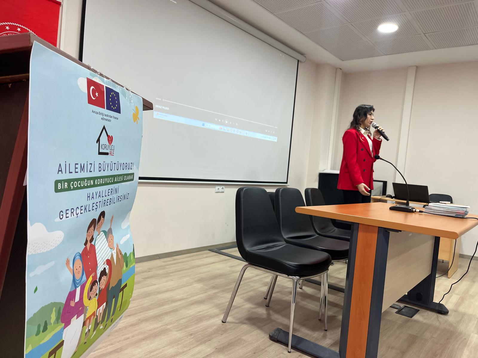 Sultandağı İlçesinde Koruyucu Aile ve Geçici Koruyucu Aile Tanıtım Programı 