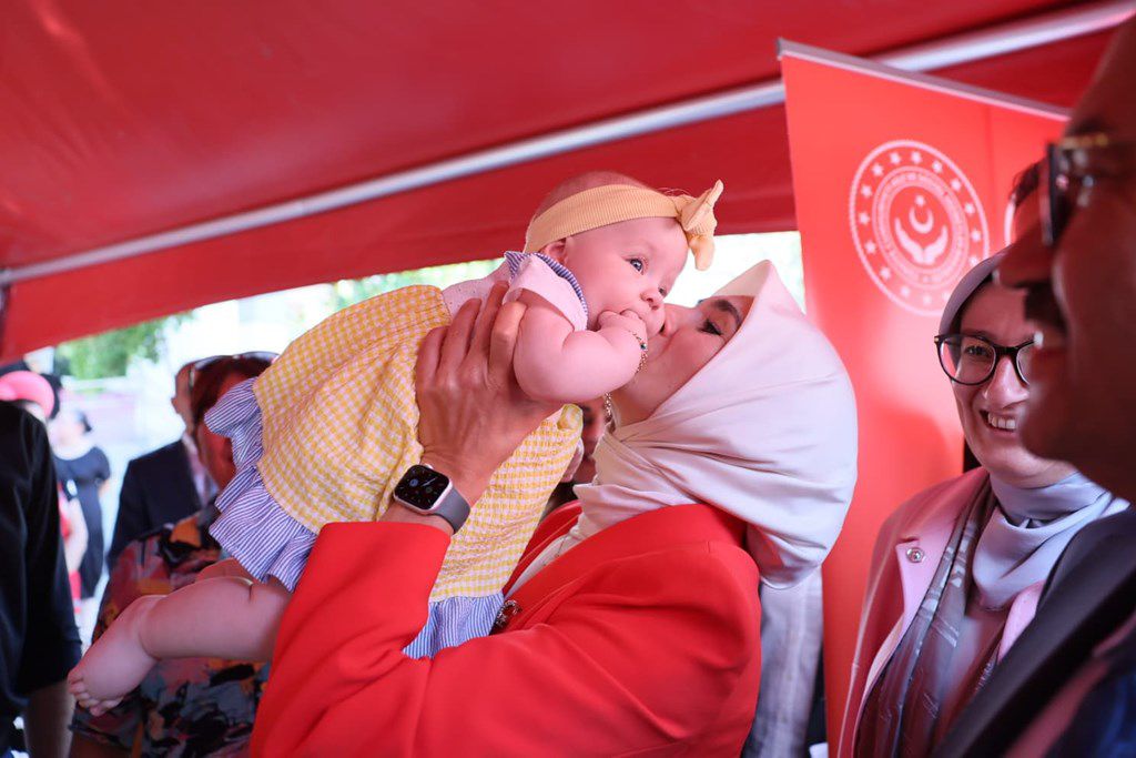 Bakanımız Göktaş: “Aile ve Gençlik Fonu’ndan Yararlanan 5 Bin 926 Çiftin 5 Bin 992 Çocuğu Dünyaya Geldi”