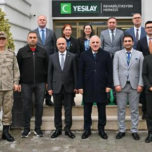 Vali Murat Zorluoğlu Yeşilay Rehabilitasyon Merkezi’ni Ziyaret Etti - fotoğraf 1