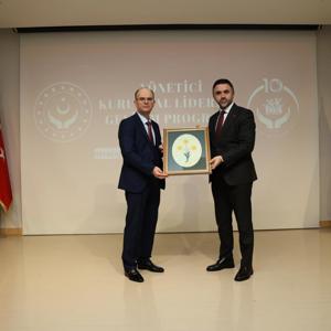Yönetici Kurumsal Liderlik Gelişim Programının 4. Modül Eğitimi Gerçekleştirildi - fotoğraf 6