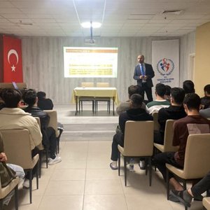 İl Müdürlüğümüz tarafından Erzincan Piri Sami Erkek KYK Yurdu Öğrencilerine Yönelik Olarak Evlilik Öncesi Eğitim Konulu Etkinlik Gerçekleştirildi. - fotoğraf 2