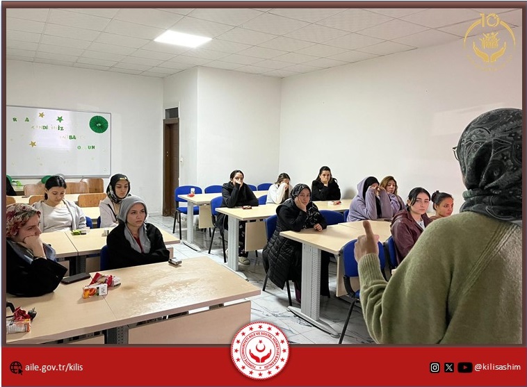 Zeytindalı Kredi Yurtlar Kurumunda  kalan üniversite öğrencilerine yönelik evlilik öncesi eğitim programı gerçekleştirildi. Eğitim kapsamında; sağlıklı iletişim, evlilikte uyum, aile içi roller ve karşılıklı anlayışın önemi gibi konular ele alındı. Gençlerin evlilik sürecine bilinçli ve sağlıklı bir bakış açısıyla hazırlanmasını amaçlayan program, öğrencilerin katılımı ve ilgisiyle tamamlandı.