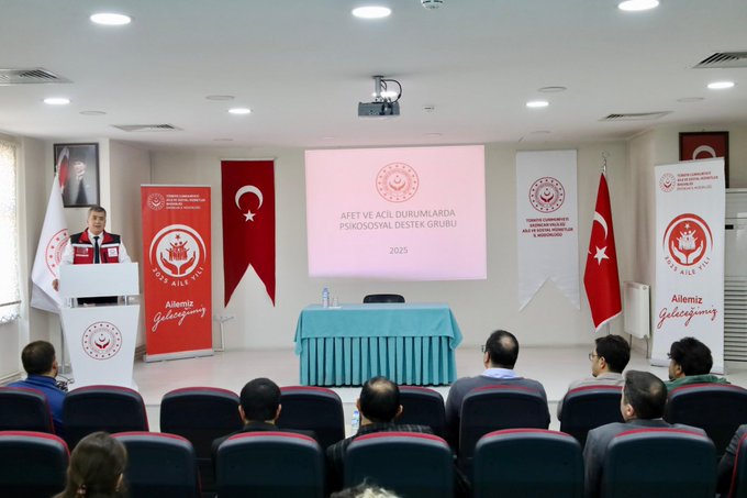 İl Müdürlüğümüzde, Afet ve Acil Durumlarda Psikososyal Destek Hizmetlerinde Görev Alan Çözüm Ortaklarımız ile Koordinasyon Toplantısı Düzenlendi.