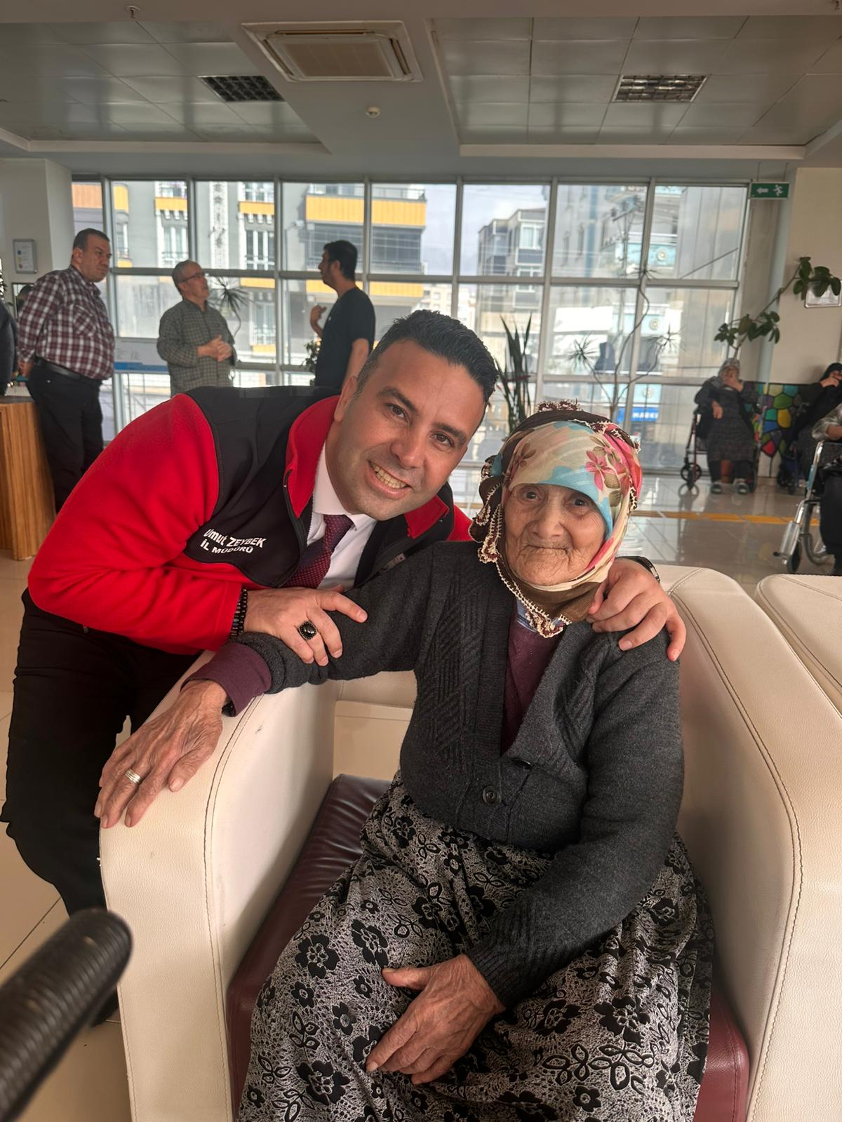 Baş Tacı Çınarlarımızla Gönül Birliği