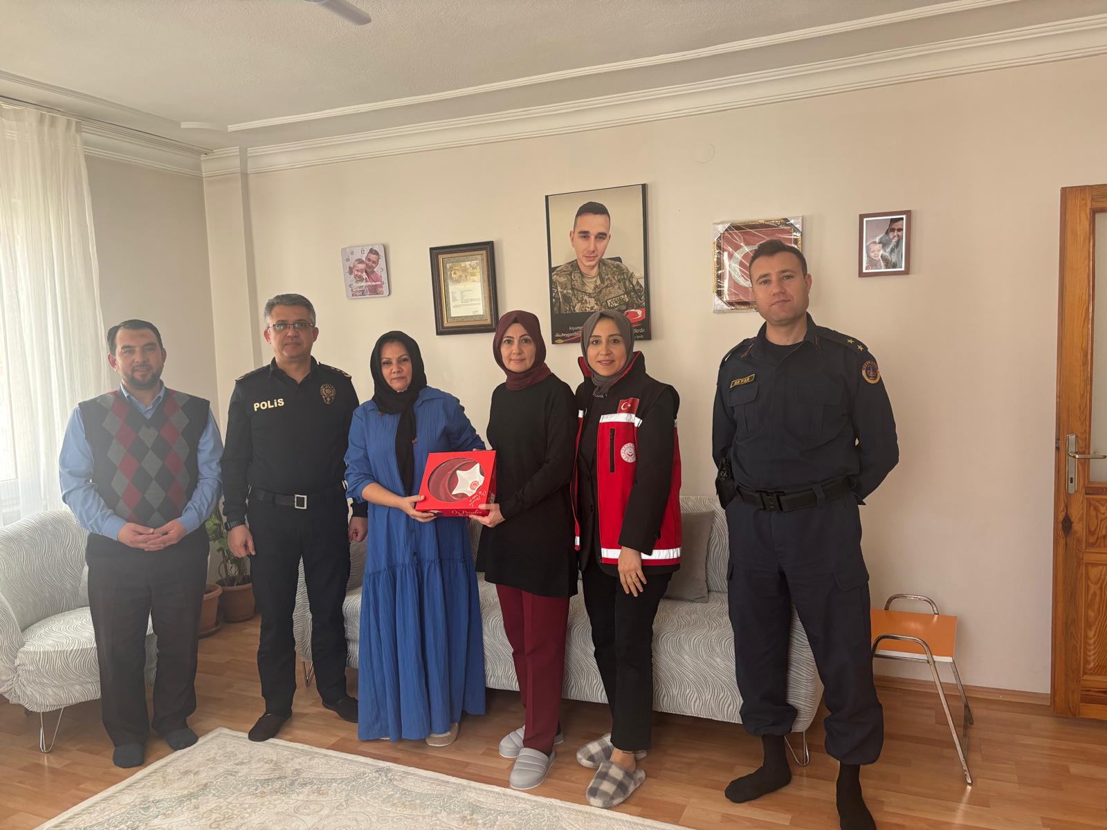 6 Şubat Deprem Şehidi Hakan Al’ın Ailesine Ziyaret